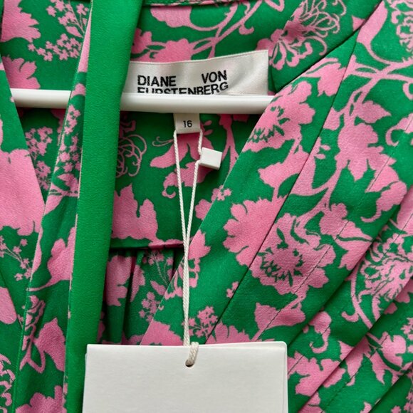 NWT DVF Khloe Faux-Wrap Crepe Dress in Begonia Leaves Billiard Green - Picture 3 of 6